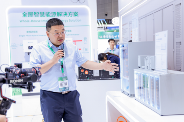 股票配资神器 海泰新能王用：户用储能产品正向“家用化”“家电化”趋势发展